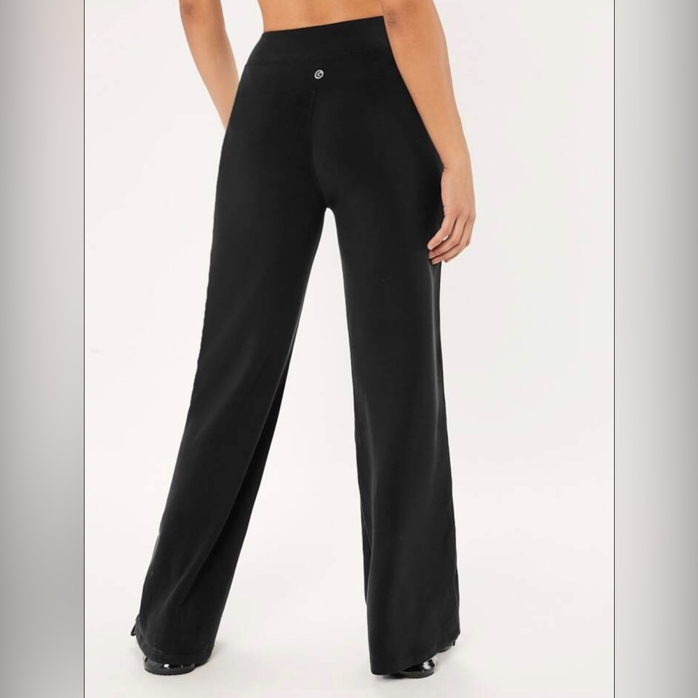 Yoga pants